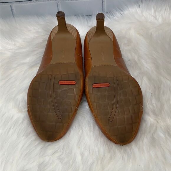 Rockport Tan Leather Kitten Heel Pumps Size 5W - Picture 6 of 6